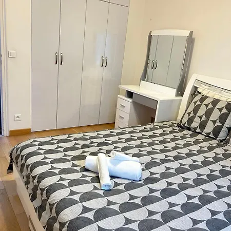 Superb Modern Near Gare De Lyon Bercy F4 Paris